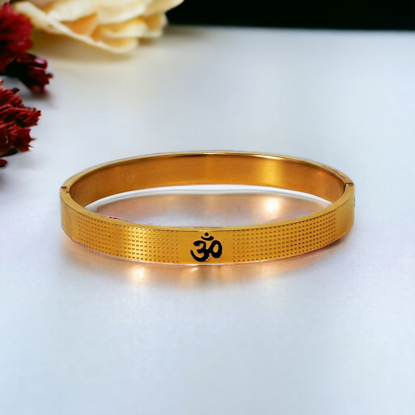 Gold Plated Om Kada